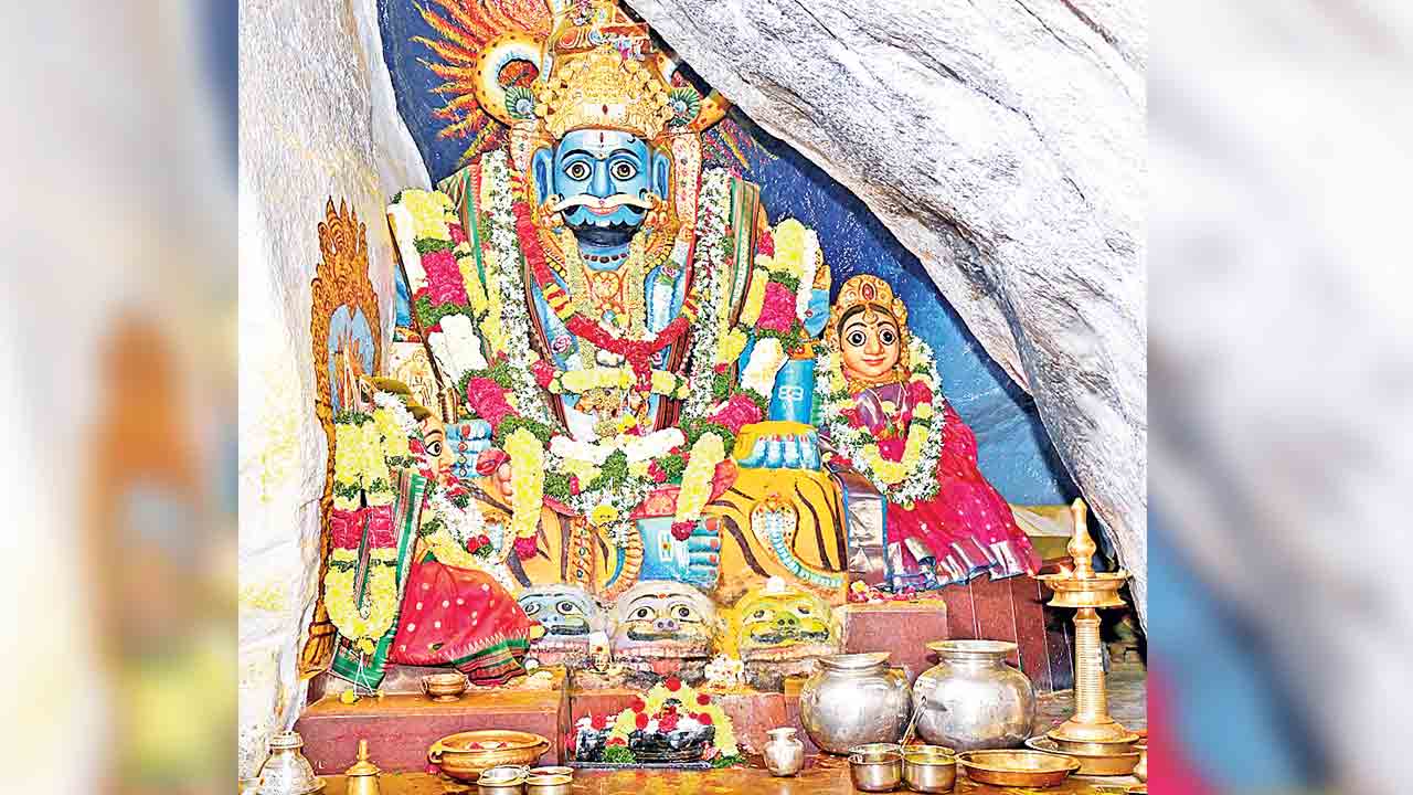 మల్లన్నఆదాయం రూ.1.15 కోట్లు