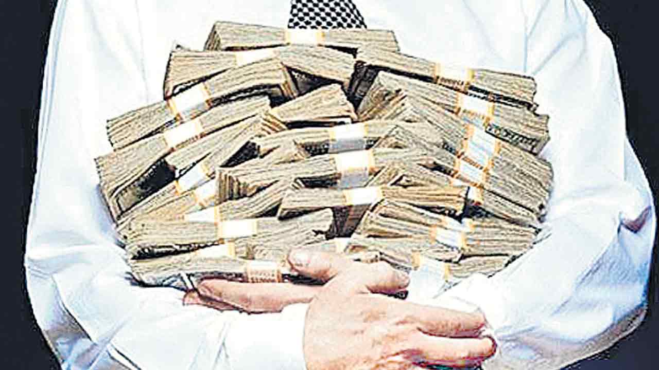 రిజిస్ట్రేషన్‌ శాఖకు కాసుల పంట