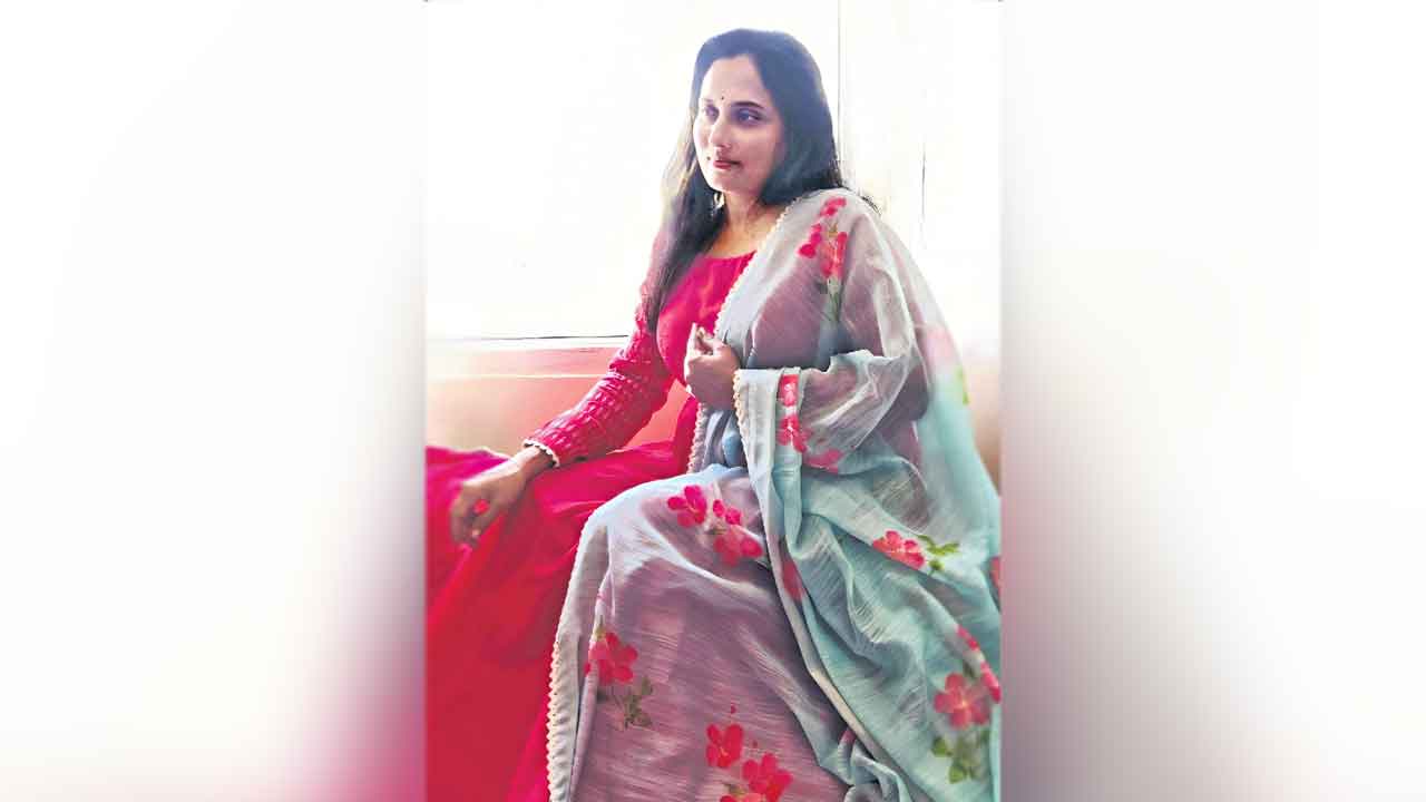 మస్లిన్‌ గులాబీ