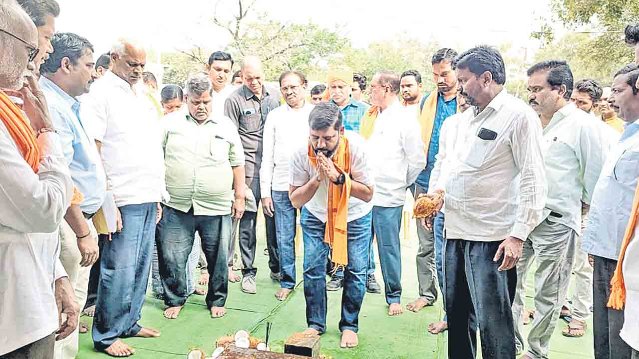 చెక్‌డ్యాంల నిర్మాణంతో రైతులకు మేలు