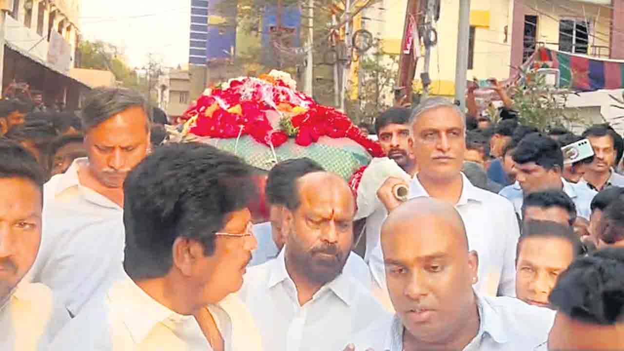 అకాల మృతి బాధాకరం