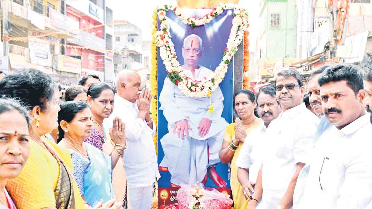 ఆదర్శప్రాయుడు అర్జున్‌రావు