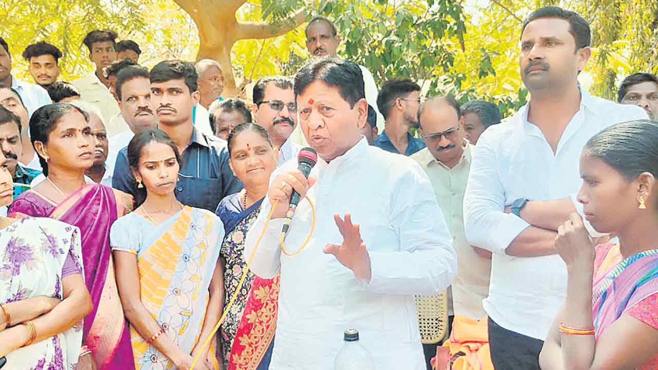 హామీలను మరిచిన మోదీ ప్రభుత్వం