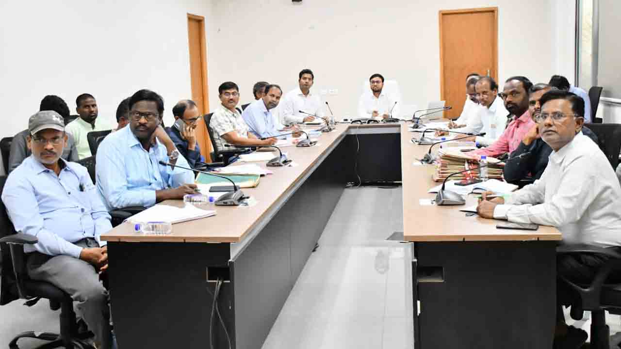 ‘ప్రత్యేక’పాలనలో ఇబ్బందులు కలగొద్దు