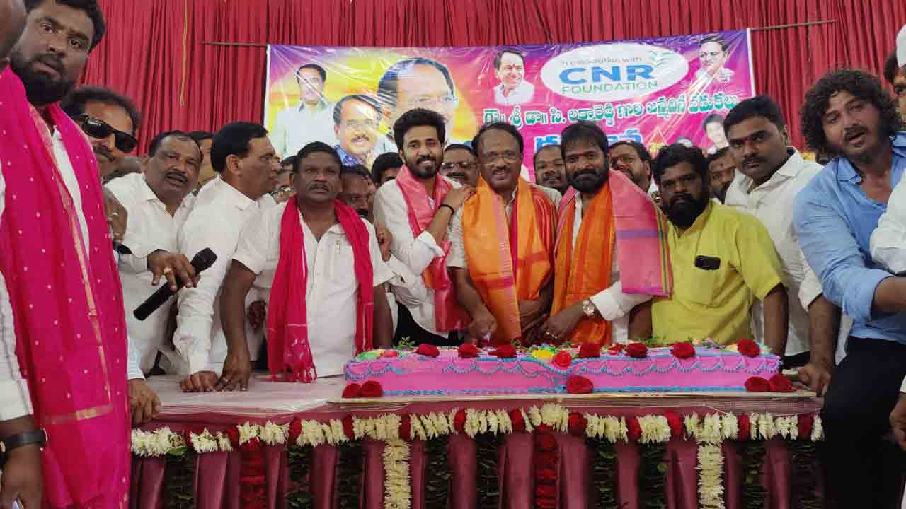 లక్ష్మన్నకు ప్రేమతో..