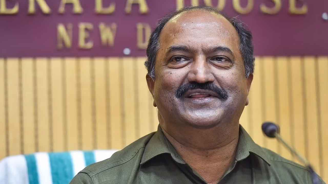 కేంద్రానికి వ్యతిరేకంగా కేరళ అసెంబ్లీ తీర్మానం