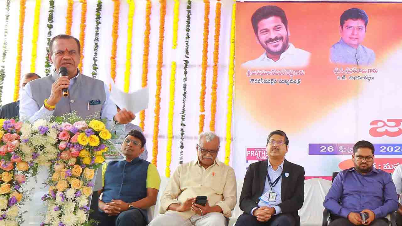 ఏడాదిలోపు 2 లక్షల ఉద్యోగాలు భర్తీ