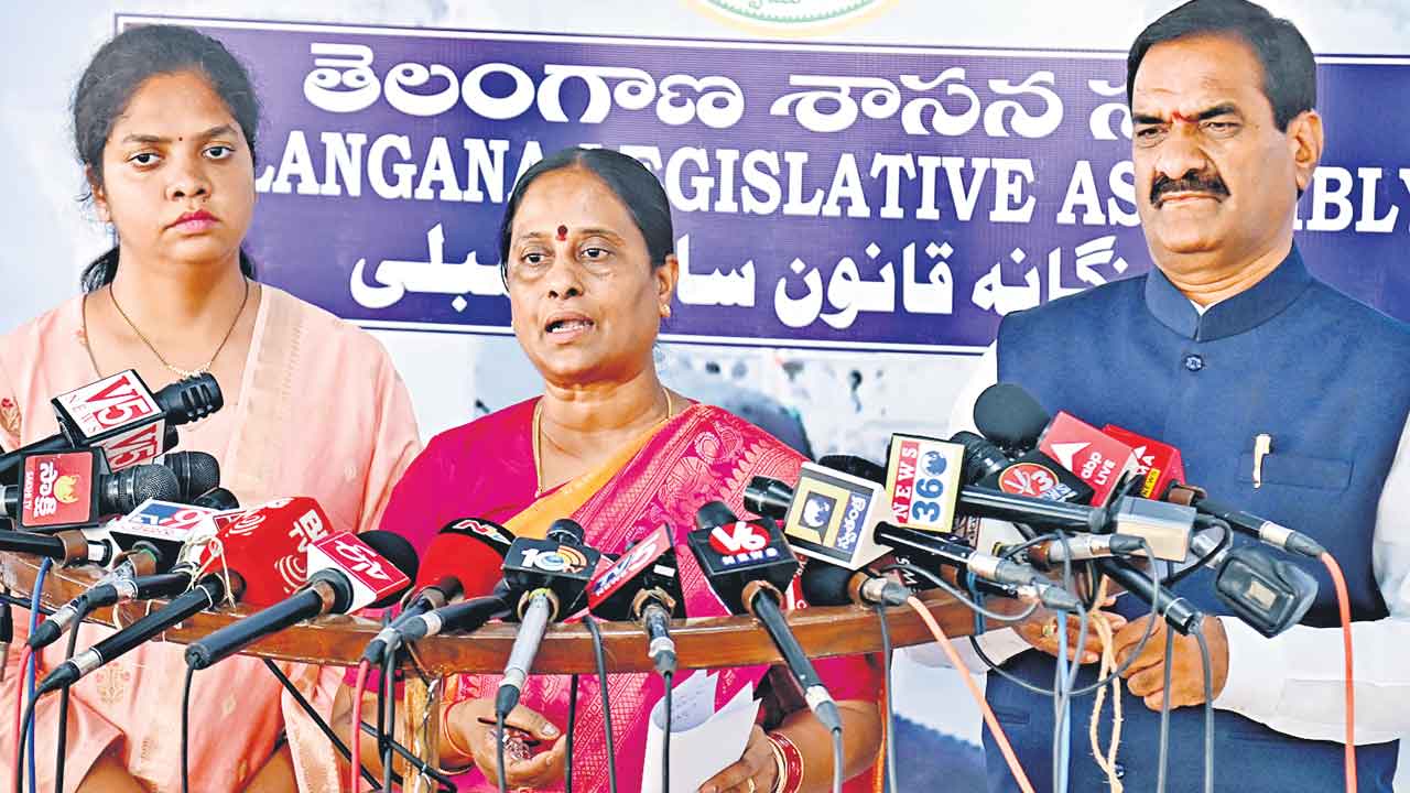 సీనియారిటీలో ఆంధ్ర అధికారులొచ్చారు