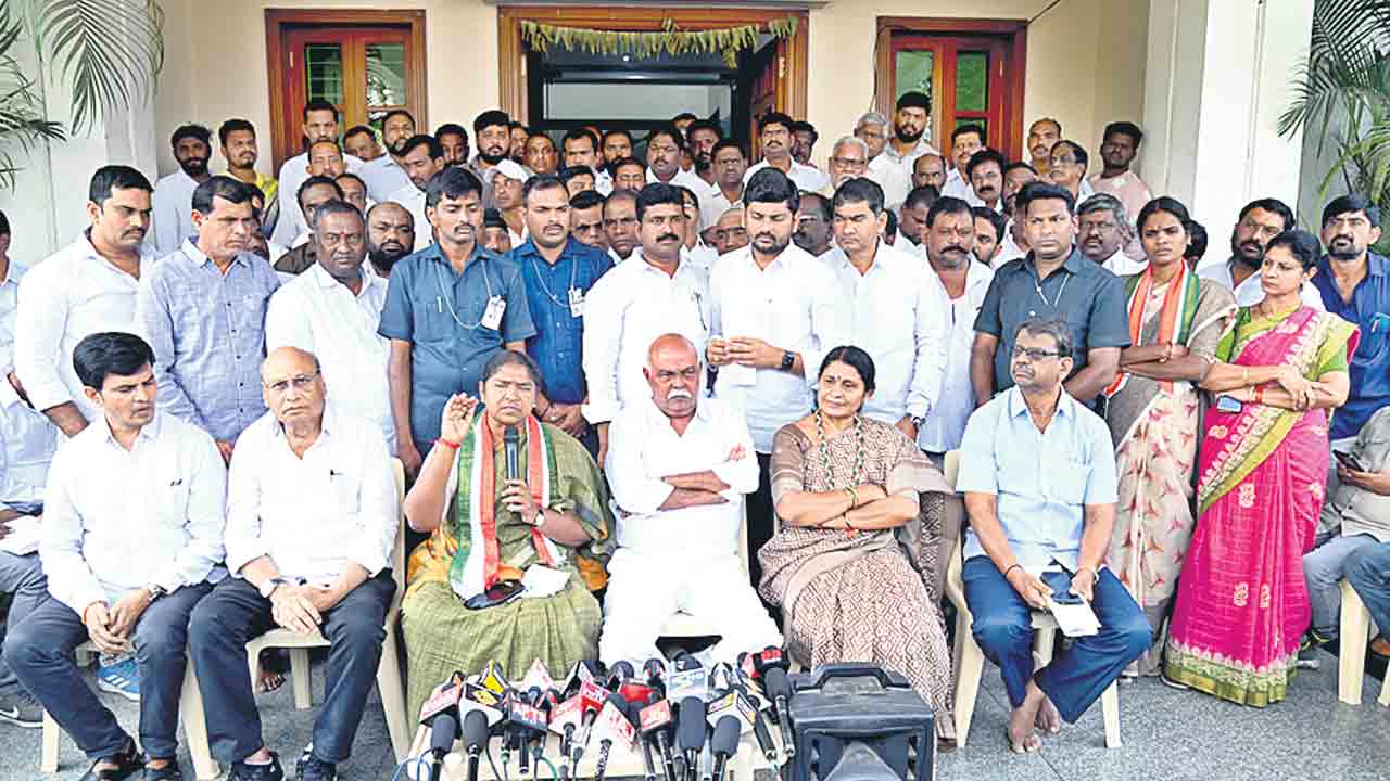 పీఎస్‌ఆర్‌ వర్సెస్‌ వివేక్‌