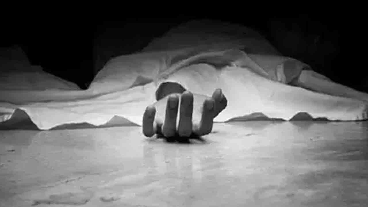 గొంతు కోసి యువకుడి హత్య