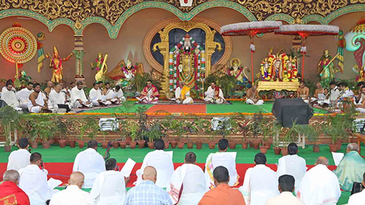 Tirumala | అయోధ్యకాండ‌ అఖండ‌ పారాయణంతో మార్మోగిన తిరుమ‌ల‌గిరులు