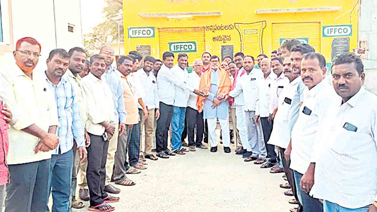 ‘చలో నల్లగొండ’ను సక్సెస్‌ చేద్దాం