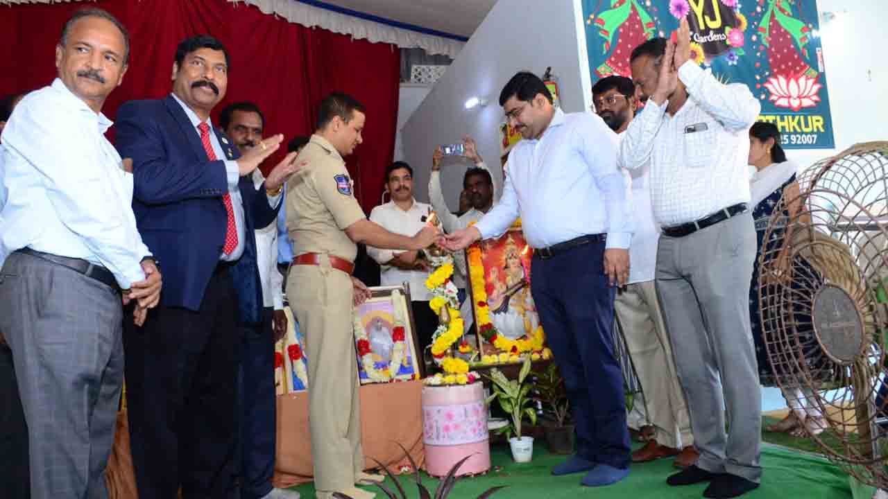 నెగెటివ్‌ ఆలోచనలు వద్దు.. థింక్‌ పాజిటివ్‌