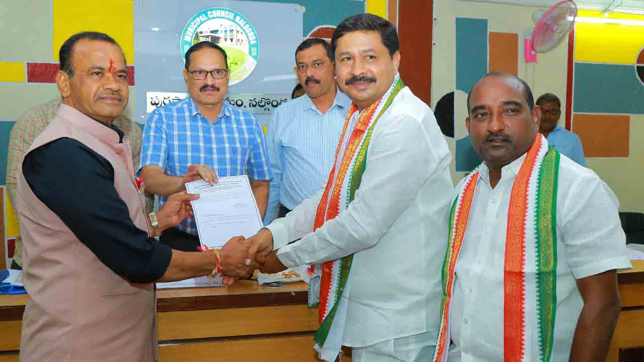 నల్లగొండ మున్సిపల్‌ చైర్మన్‌గా బుర్రి శ్రీనివాస్‌రెడ్డి