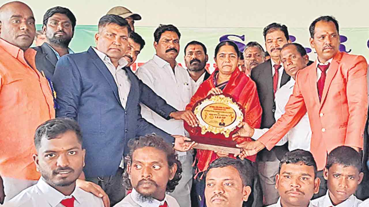 ఆత్మరక్షణకు కరాటే అవసరం