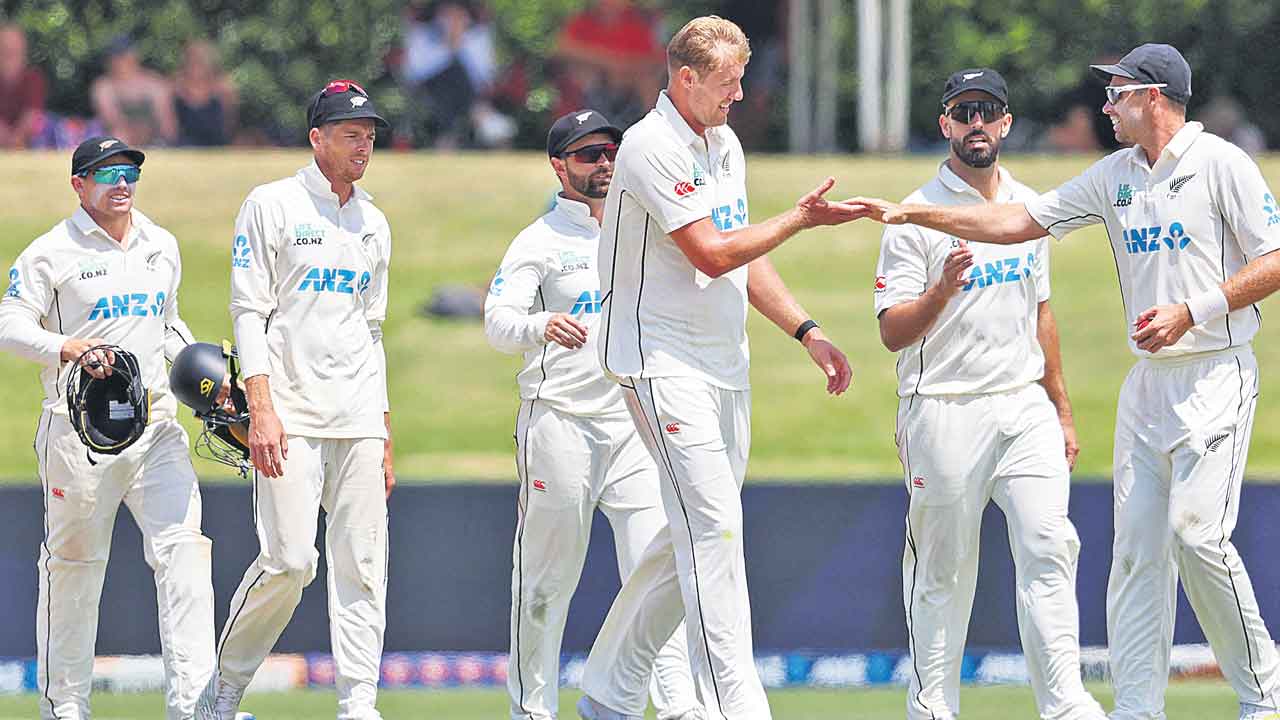 కివీస్‌దే తొలి టెస్టు