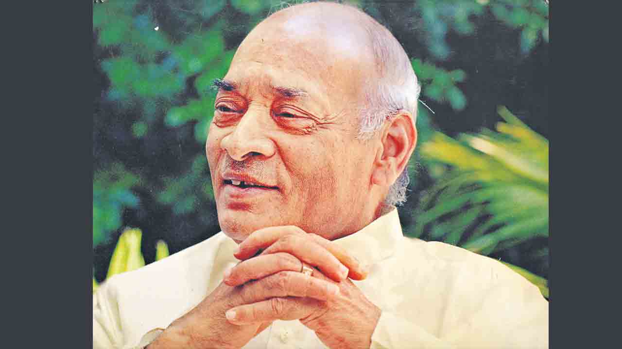 ఆరోజు పీవీ ఏం చేశారంటే..