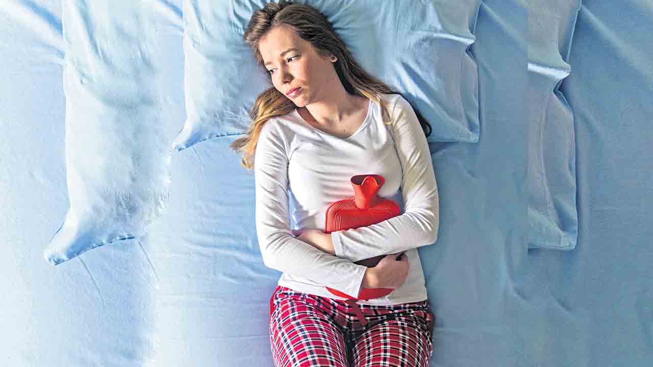 నెలసరి సమయంలో తీవ్రమైన నొప్పా?.. అయితే ఇది ఆ లక్షణమే..!