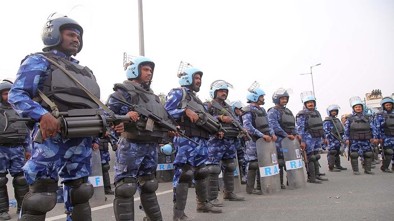 Former’s Protest | రైతుల ఛలో ఢిల్లీ..! సరిహద్దుల్లో 30వేల మంది బలగాలతో భారీ భద్రత..!