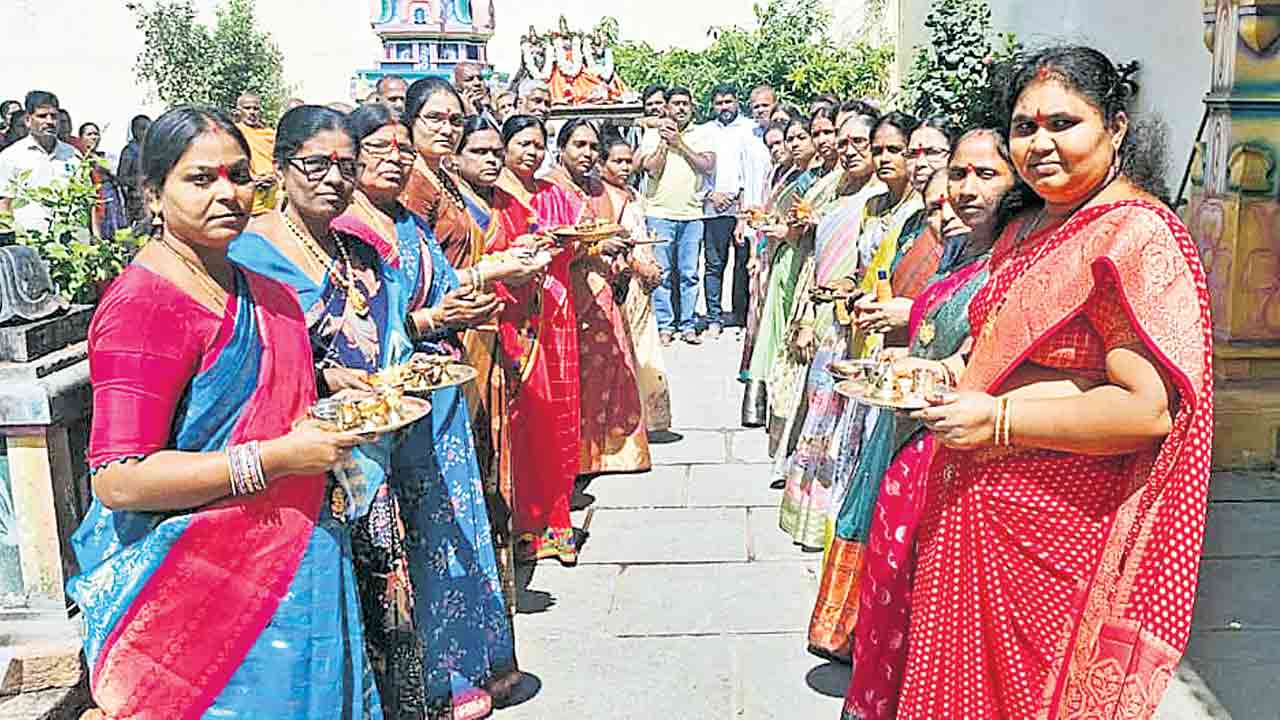 వైభవంగా రథసప్తమి వేడుకలు