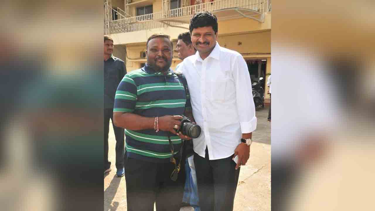 Santosh Kumar | న‌మ‌స్తే తెలంగాణ ఫొటోగ్రాఫ‌ర్ రాజేశ్ మృతిప‌ట్ల ఎంపీ సంతోష్ కుమార్ సంతాపం