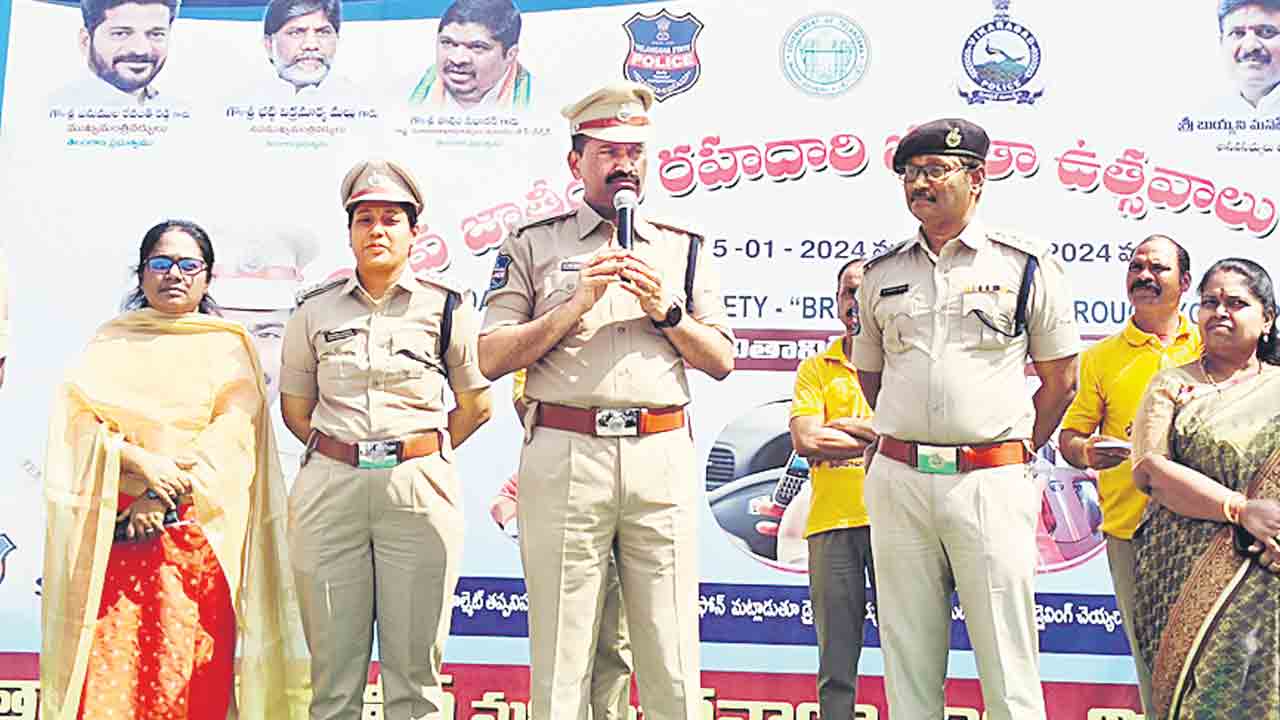 సురక్షిత ప్రయాణానికి జాగ్రత్తలు తప్పనిసరి