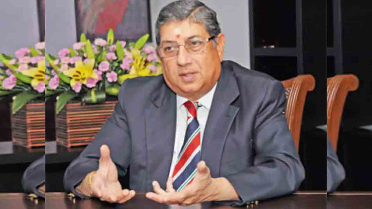 BCCI Ex President Srinivasan | బీసీసీఐ మాజీ అధ్యక్షుడు శ్రీనివాసన్ ఆఫీసుల్లో ఈడీ తనిఖీలు.. ఎందుకంటే..?!