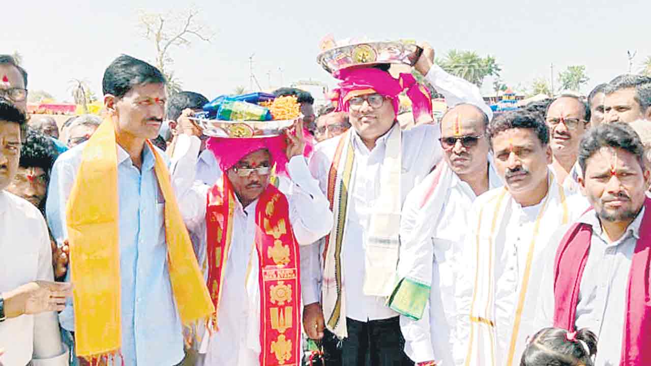 వైభవంగా వేంకటేశ్వరుని కల్యాణం