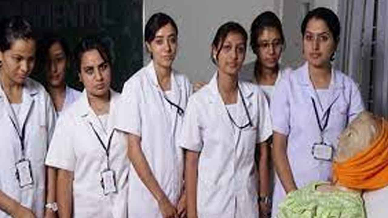 కరోనా కాలంలో పనిచేశాం.. ఆదుకోండి