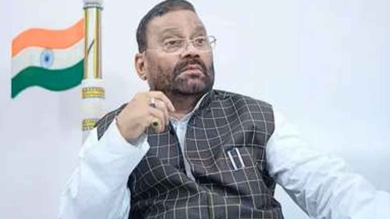 సమాజ్‌వాదీని వీడిన స్వామి ప్రసాద్‌ మౌర్య