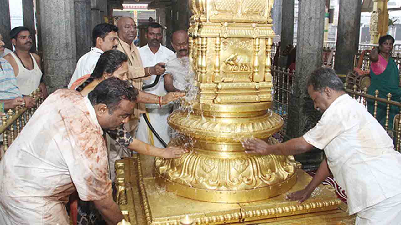 Tirupati | తిరుచానూరు శ్రీ పద్మావతి అమ్మవారి ఆలయంలో ఘనంగా కోయిల్‌ ఆళ్వార్‌ తిరుమంజనం
