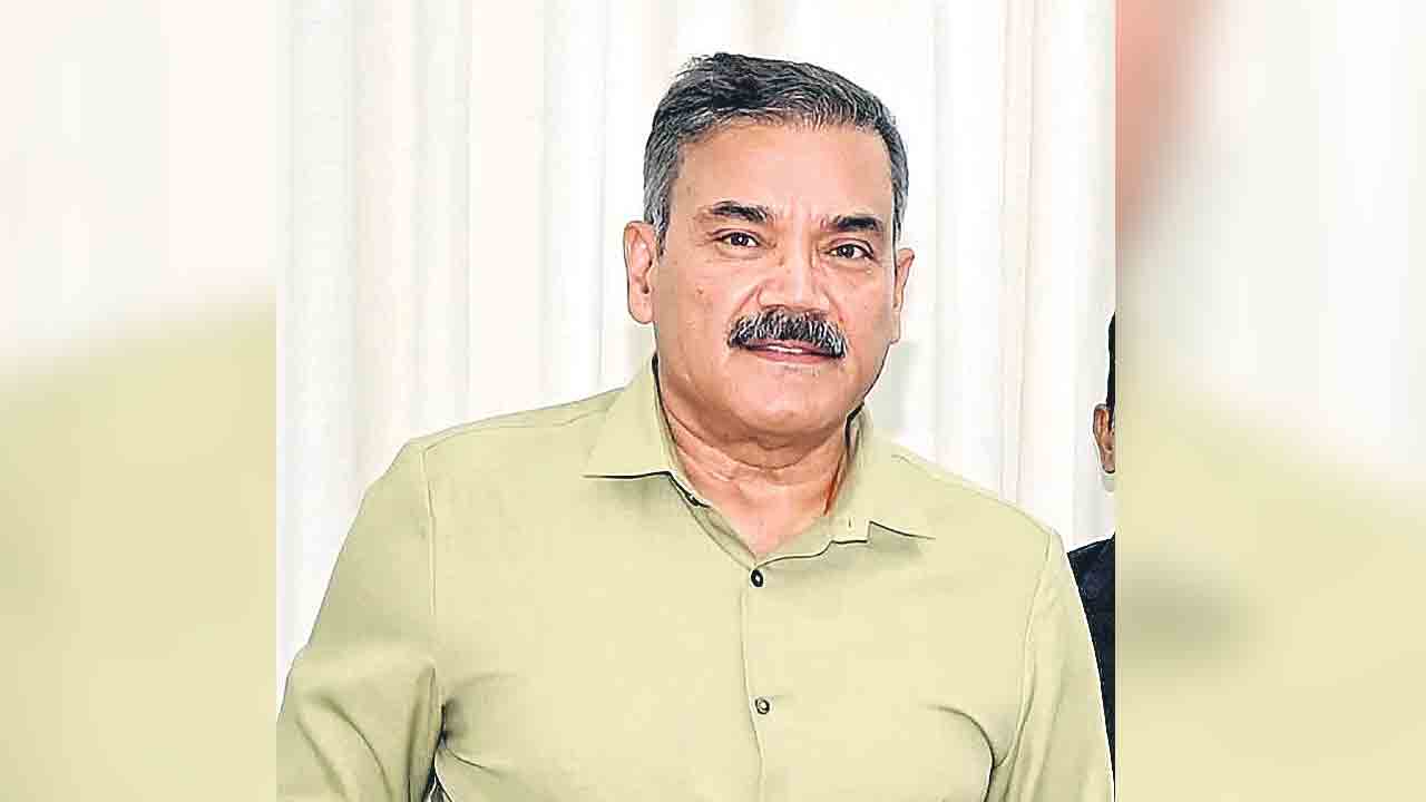 నకిలీ ఇన్‌స్టా ఖాతా