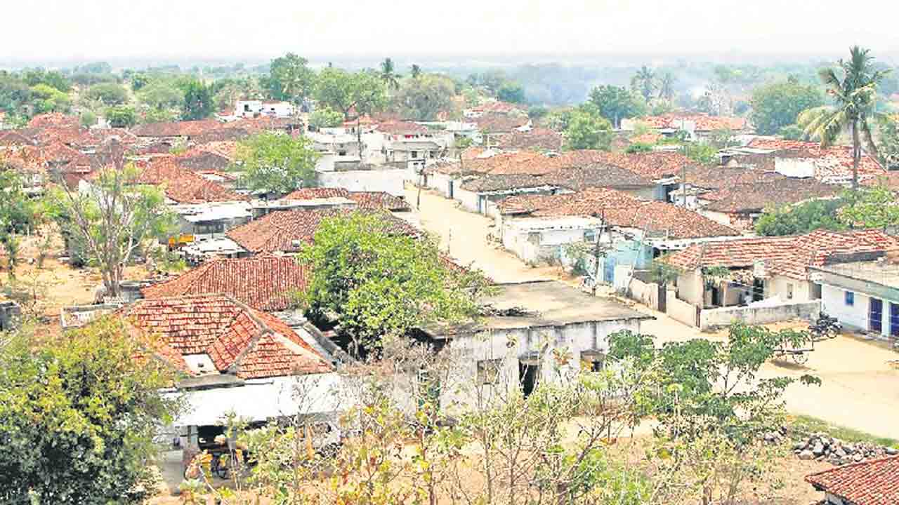 గ్రామ పంచాయతీలకు ప్రత్యేక అధికారులు