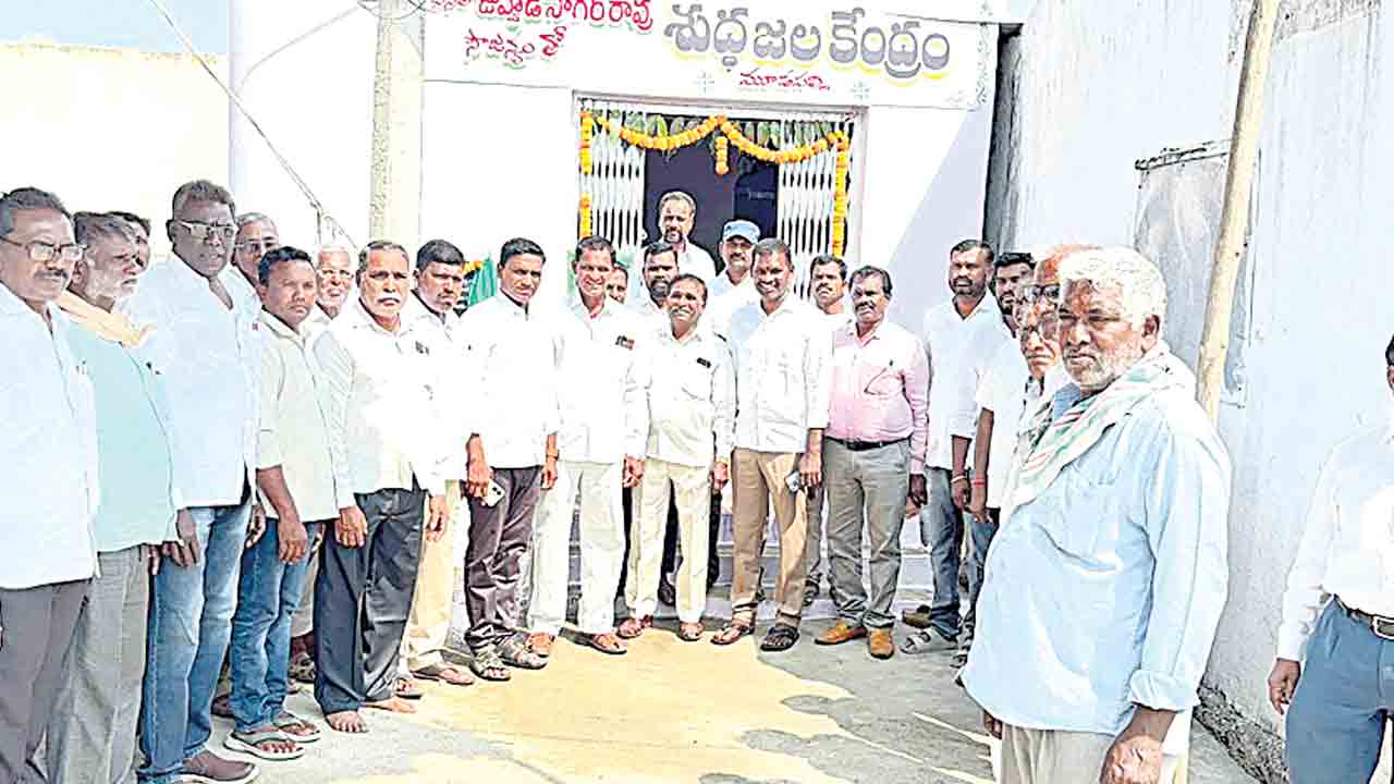 సొంతూరిపై మమకారం.. పేదలకు అభయం