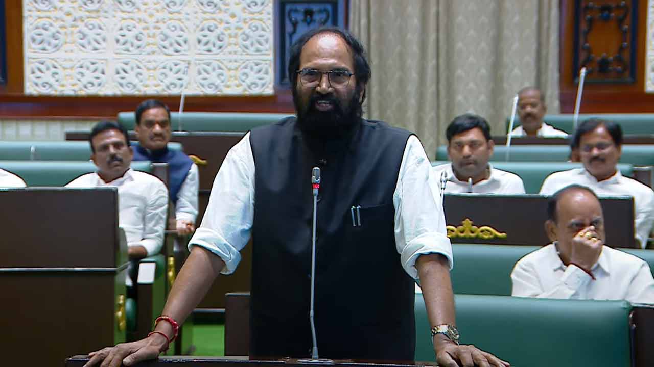 Uttam Kumar Reddy | కృష్ణా ప్రాజెక్టులను ఎట్టిపరిస్థితుల్లో కేఆర్‌ఎంబీకి అప్పగించేదిలేదు: మంత్రి ఉత్తమ్‌