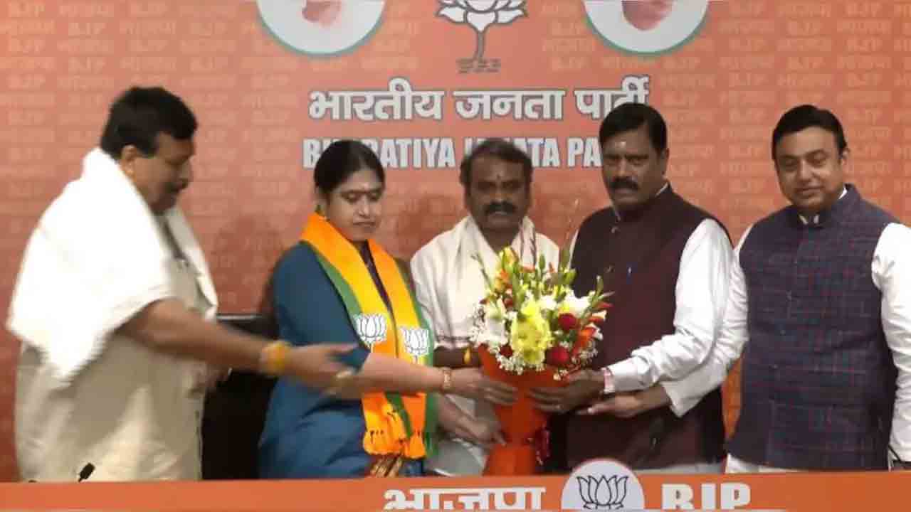 Congress-BJP | త‌మిళ‌నాడులో కాంగ్రెస్ పార్టీకి ఝ‌ల‌క్‌.. బీజేపీలో చేరిన సిట్టింగ్ ఎమ్మెల్యే..!