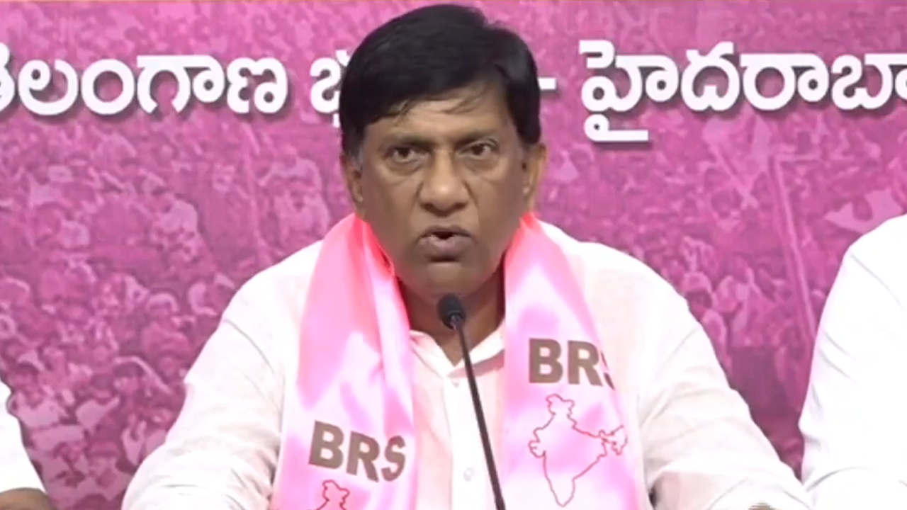 Vinod Kumar | తెలంగాణ చిహ్నంలో కాకతీయ తోరణం, చార్మినార్ను తొలగించేందు సీఎం కుట్ర : వినోద్కుమార్
