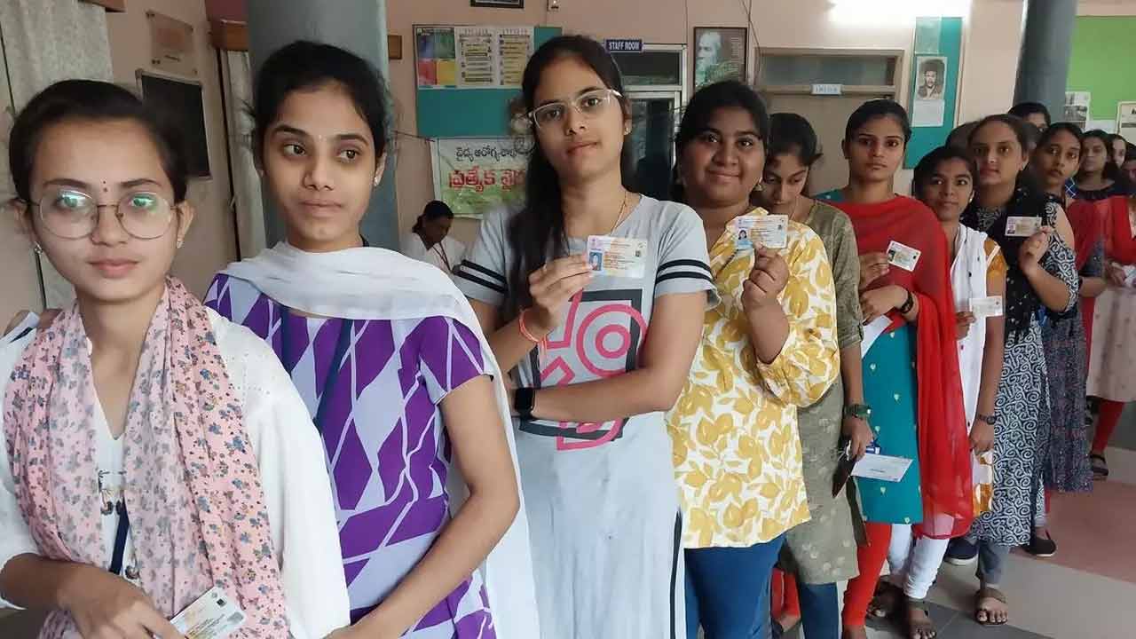 Vote | మహానగరంలో 1,00,55,917 మంది ఓటర్లు.. కొత్తగా 40వేల మందికి ఓటు హక్కు