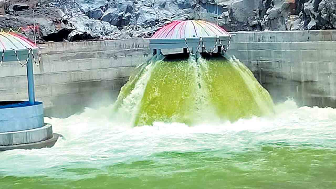 Telangana | ప్రాజెక్టులను నిలబెడదామనే తలపోతేదీ?