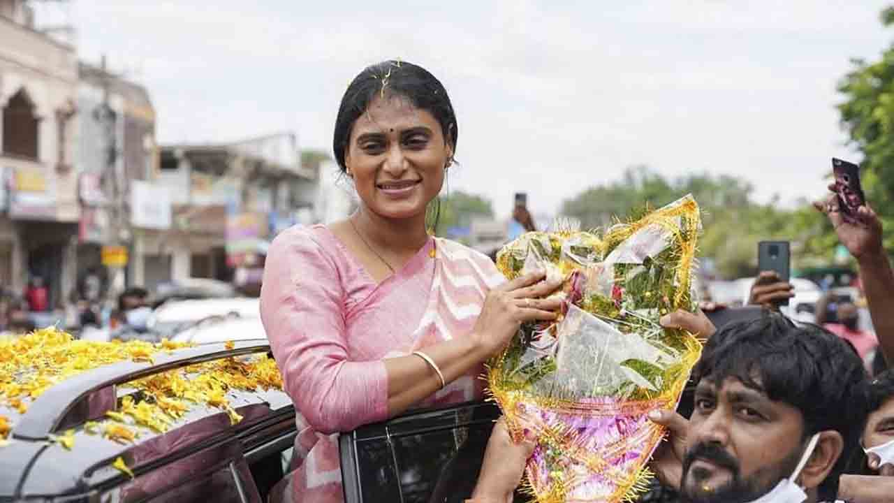 YS Sharmila | నాకు చెడు చేయడానికే కదా .. భద్రత కల్పించడం లేదంటూ షర్మిల మండిపాటు