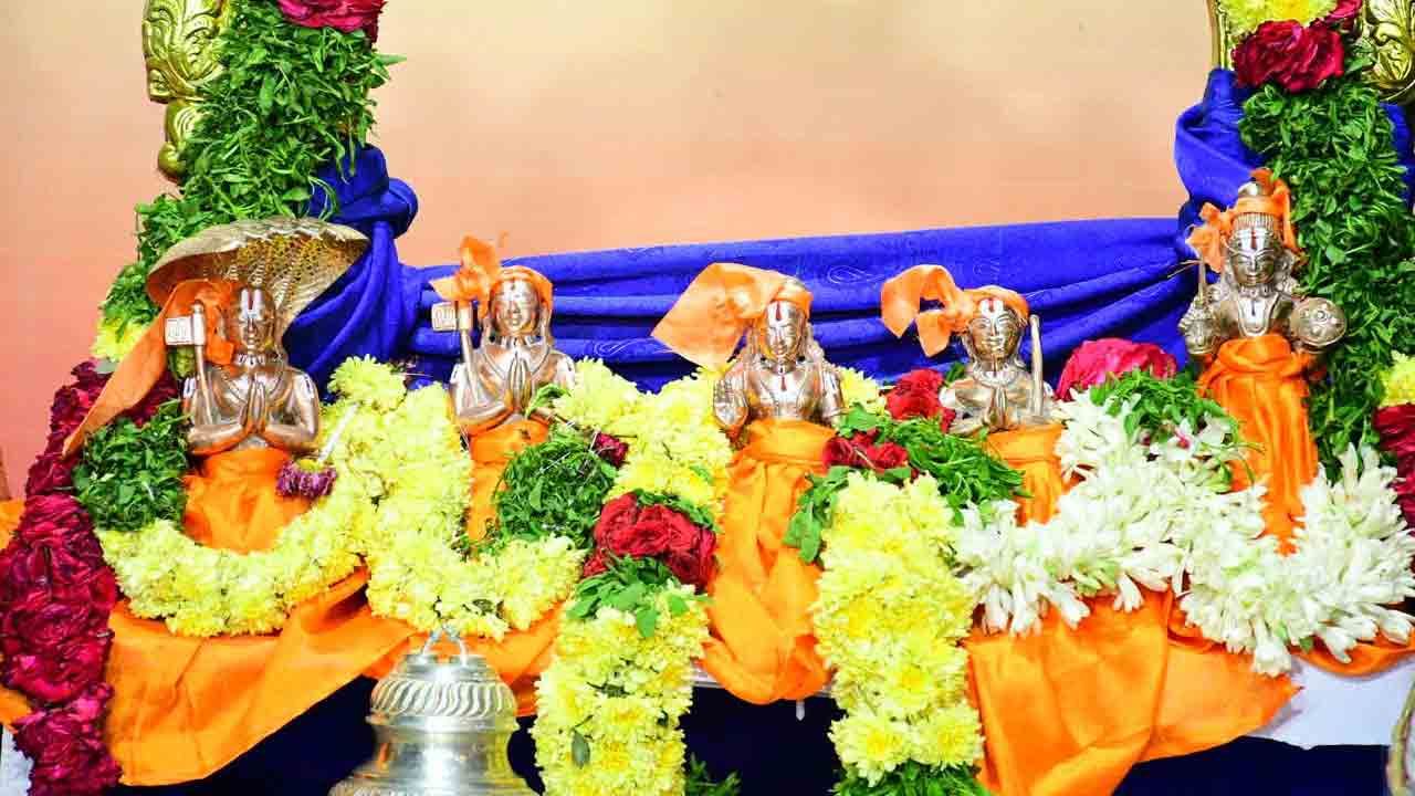 పాతగుట్టలో అధ్యయనోత్సవాలకు శ్రీకారం