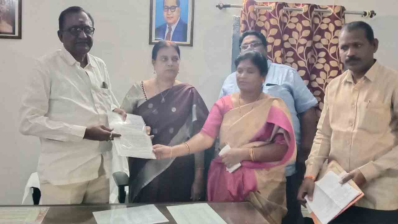 కారియ్యలే.. గన్మెన్ రాలే..!