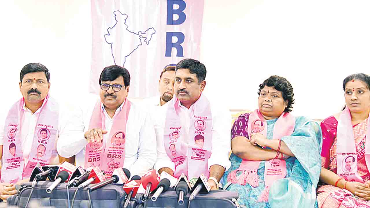 సంజయ్‌.. సర్పంచులు ఇప్పుడు గుర్తొచ్చారా..?