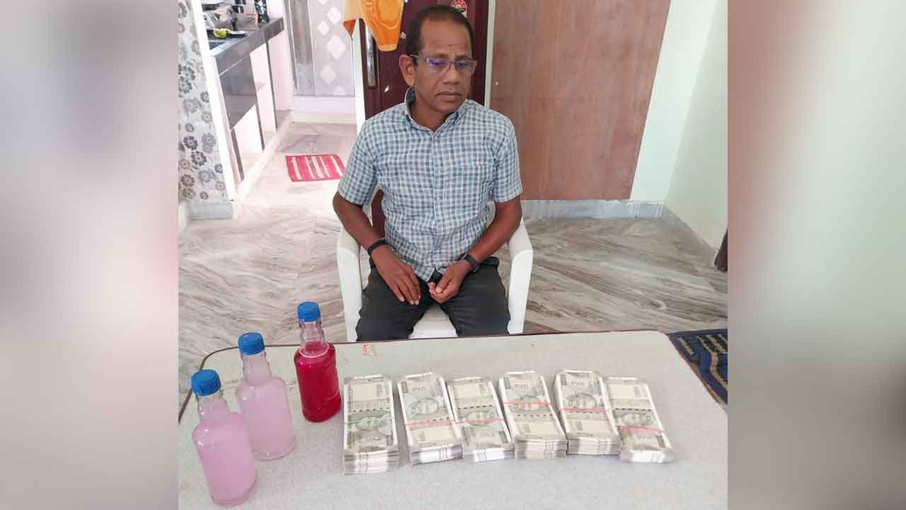 ACB | రూ.3 లక్షలు లంచం తీసుకుంటూ ఏసీబీకి చిక్కిన ప్రభుత్వ దవాఖాన సూపరింటెండెంట్‌