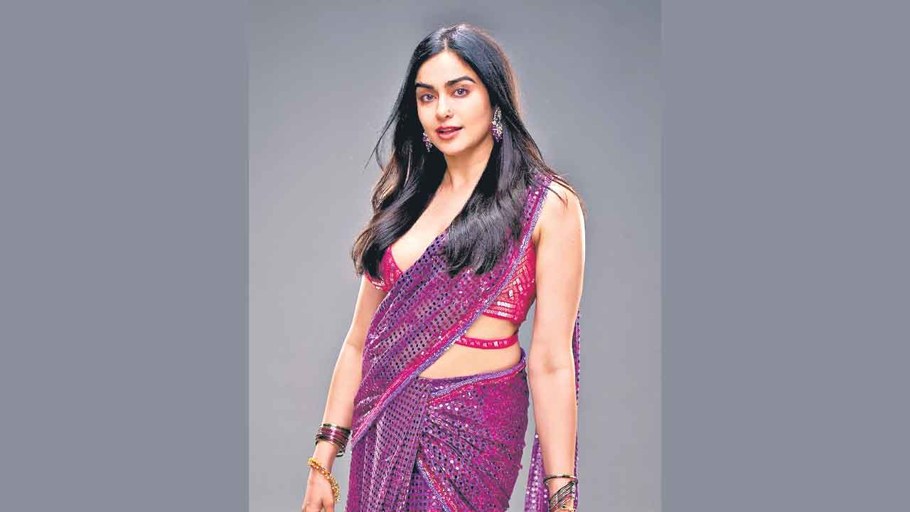 Adah Sharma | సుత్తితో గోడలు పగలగొట్టడం ఎలానో నేర్చుకున్నా: అదా శర్మ