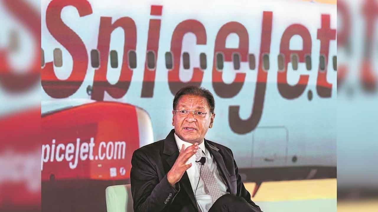 గోఫస్ట్‌పై అజయ్‌ సింగ్‌ కన్ను