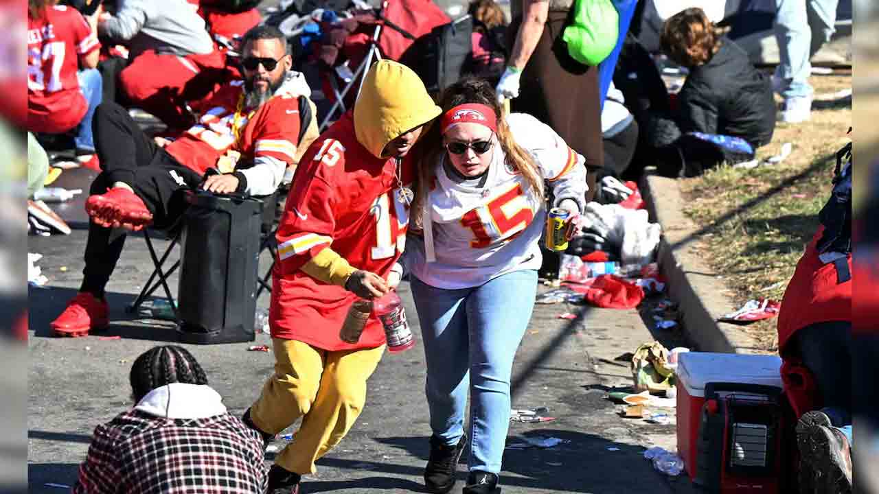 America | అమెరికా స్పోర్ట్స్ ప‌రేడ్‌లో కాల్పులు.. ఒక‌రు మృతి.. 22 మందికి తీవ్ర గాయాలు