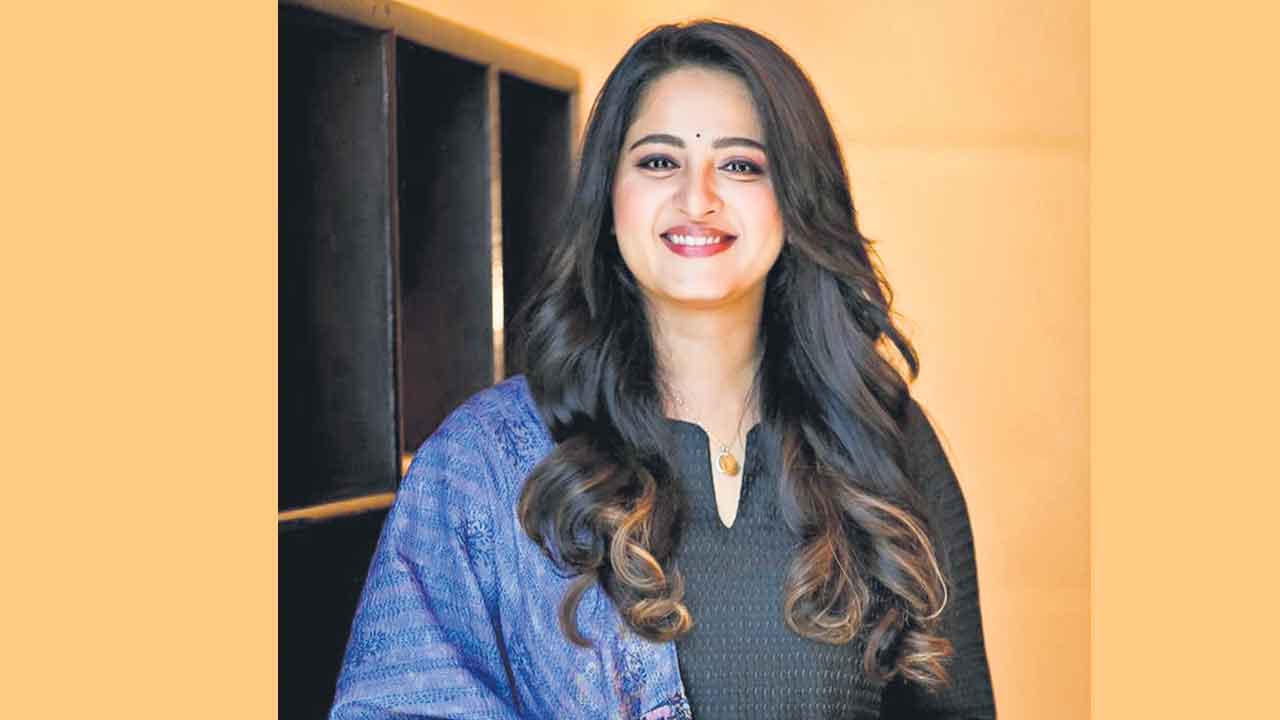 Anushka Shetty | అప్పుడు సరోజ.. ఇప్పుడు శీలావతి?