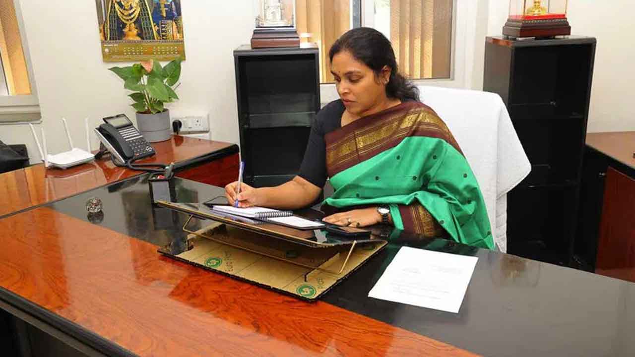 ఆర్టీసీ జేడీగా అపూర్వరావు బాధ్యతలు