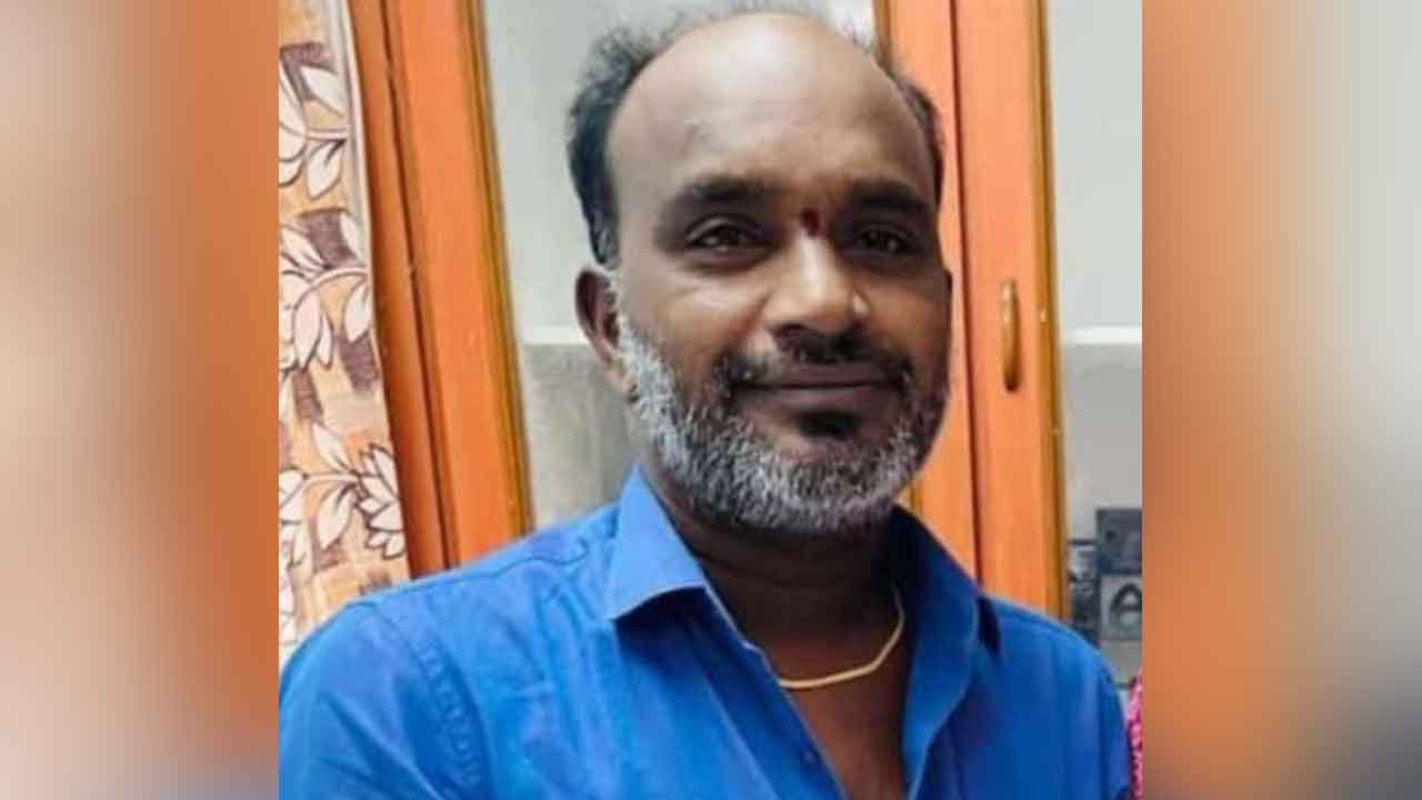 Auto driver died | కరీంనగర్‌ జిల్లాలో విషాదం.. గిరాకీ లేక మరో ఆటో డ్రైవర్‌ మృతి